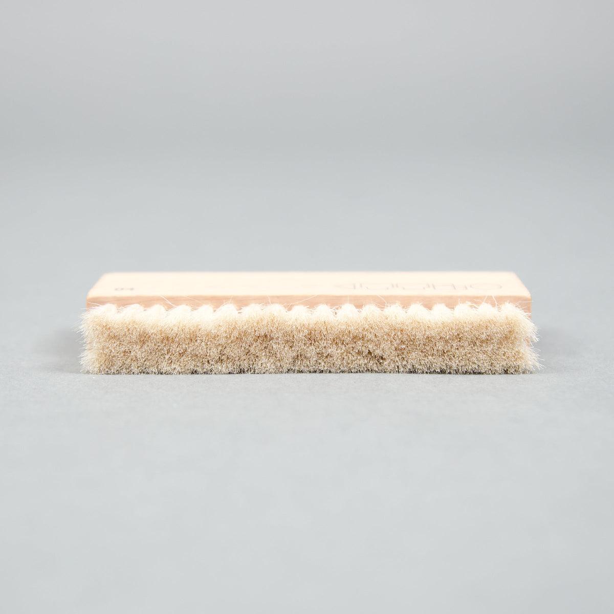 Brosse pour disques vinyles en poils de chèvre (usage sec et humide)