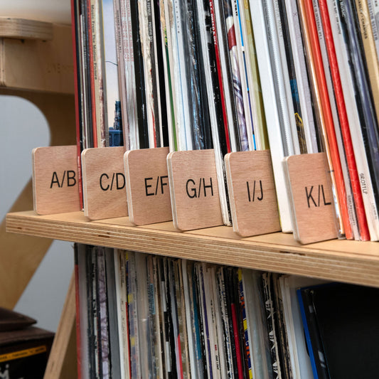 Séparateurs en bois pour disques vinyles / Alpha